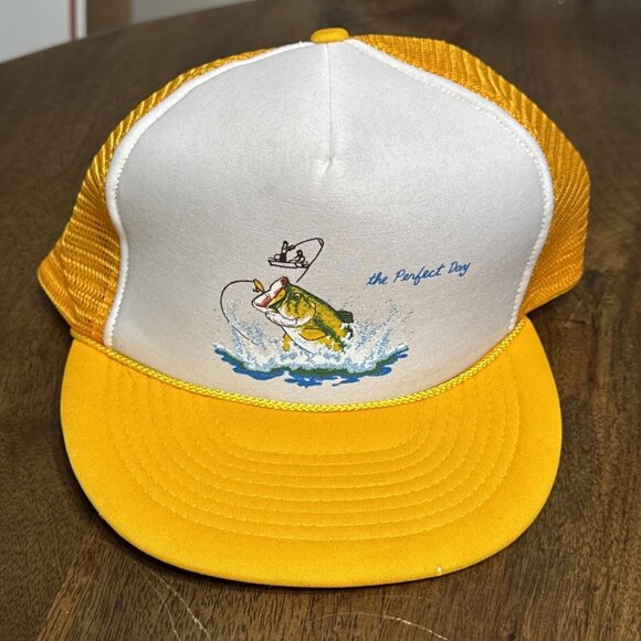 Vintage Bass Fishing Hat Snapback Trucker Cap Mens USA‎ 80s Retro Dad Yellow - Picture 1 of 10